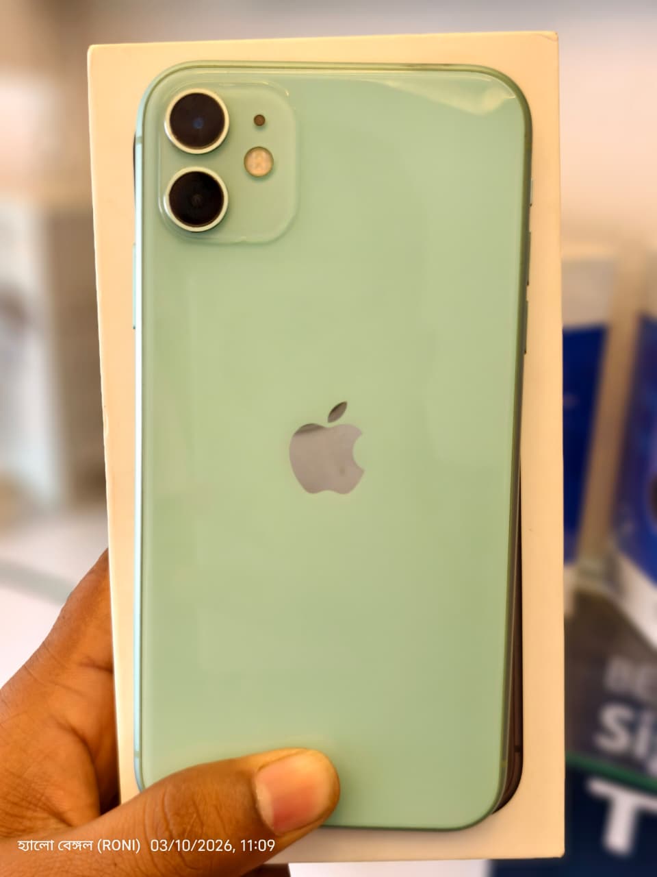 Apple Iphone 11 (128GB) -Green (Icloud Locked Iphone)