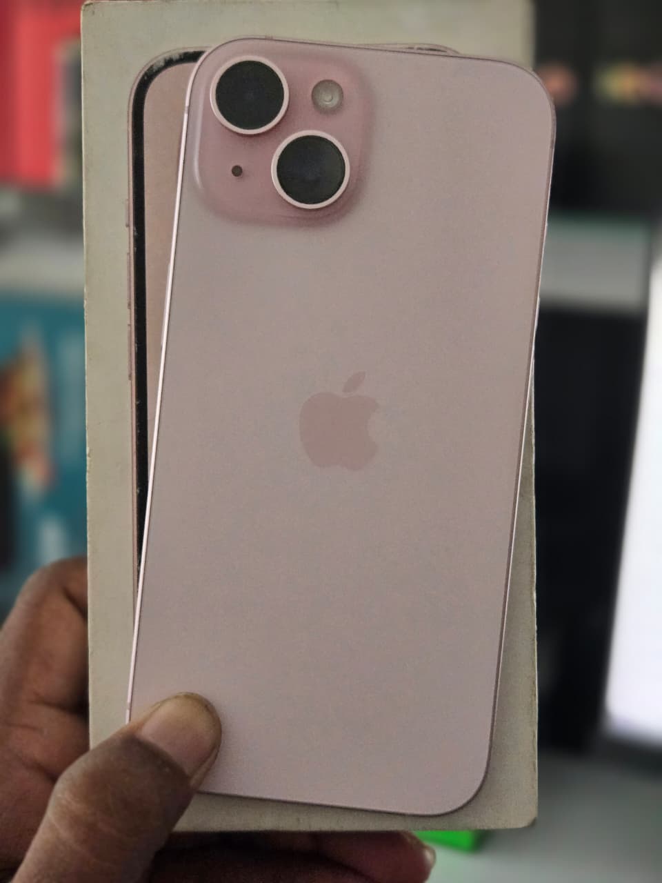 Apple APPLE iPhone 15 (Pink, 128 GB) — Like_new