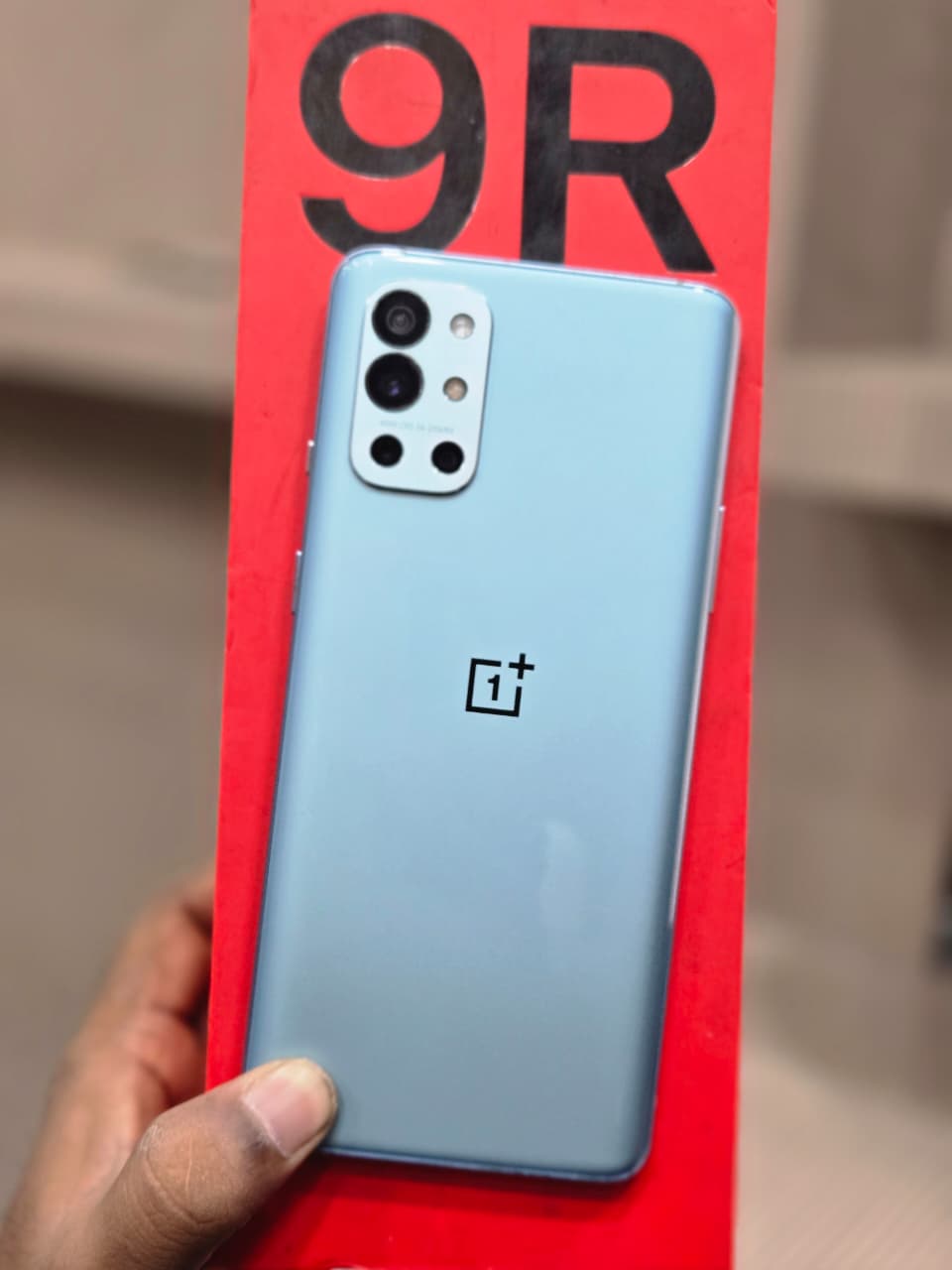 Oneplus OnePlus 9R 5G (Lake Blue, 128 GB) (8 GB RAM) (Display Change) — Refurbished