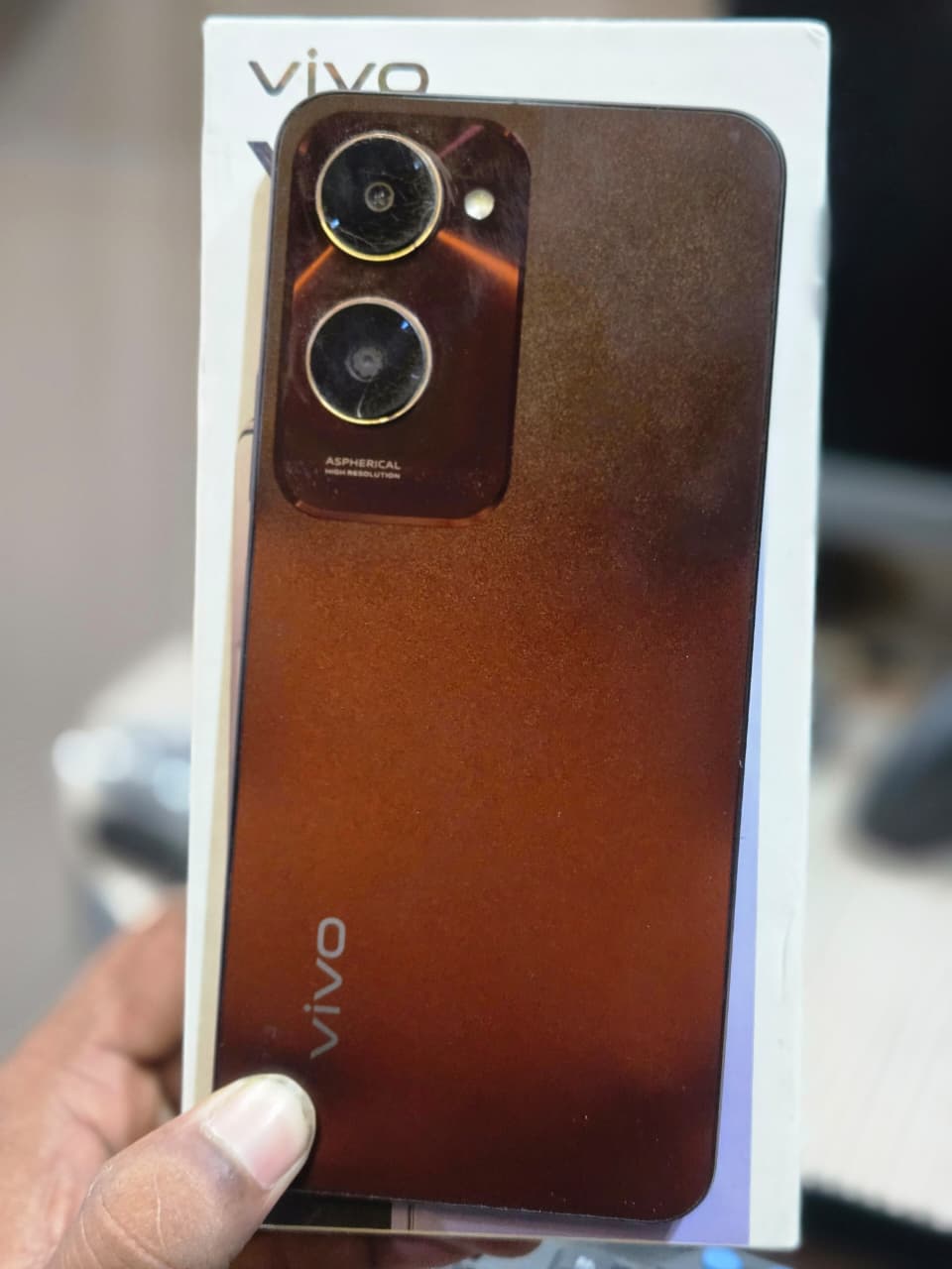 vivo Y28s 5G (Vintage Red, 128 GB) (6 GB RAM)