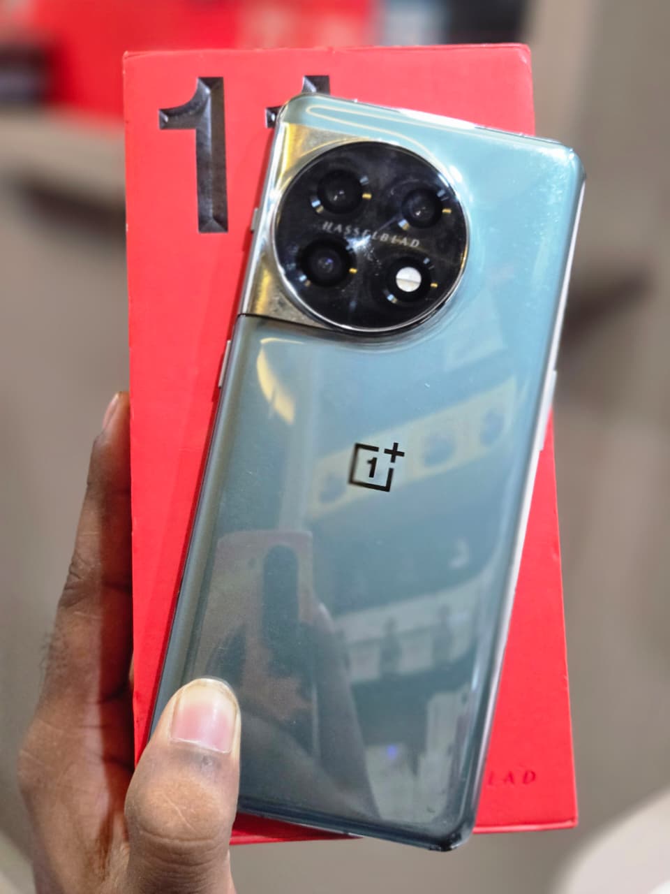 Oneplus OnePlus 11 5G (Eternal Green, 128 GB) (8 GB RAM) — Used