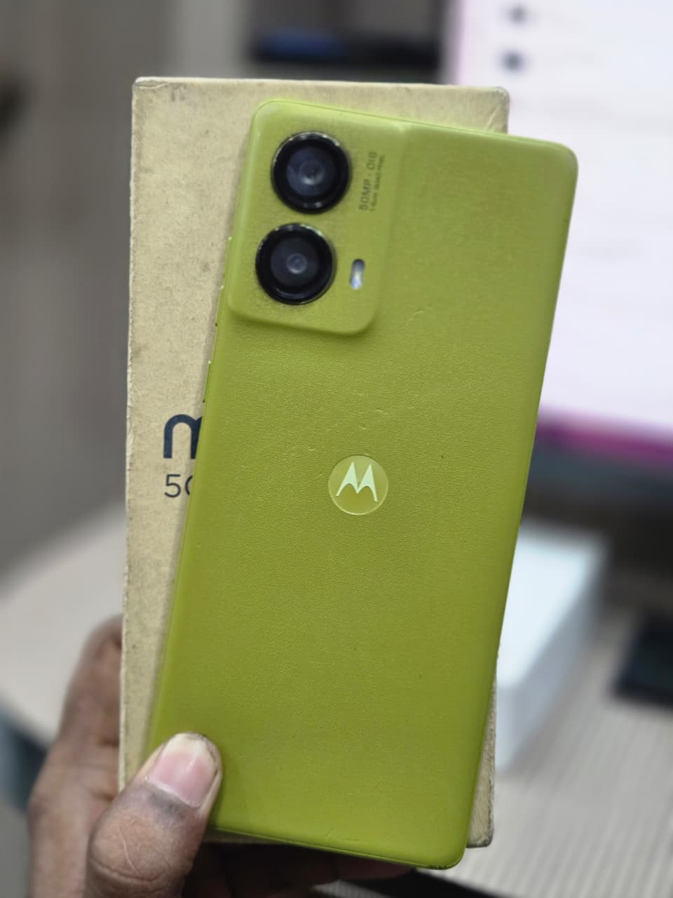Motorola MOTOROLA G85 5G (Olive Green, 128 GB) (8 GB RAM) — Used