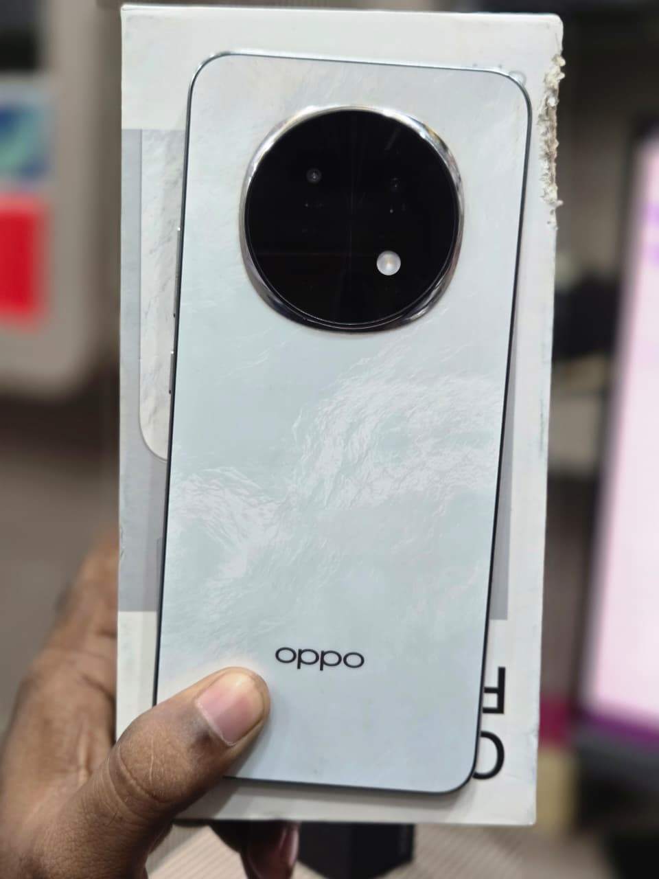 Oppo OPPO F29 PRO (marval White, 128 GB) (8 GB RAM)